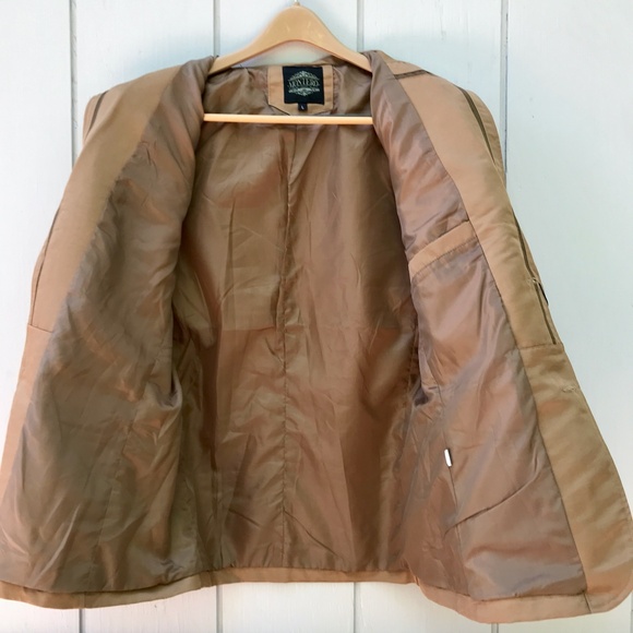 MONTERO—Travel Blazer—Men’s Large—Tan—Slim Profile—Rain Resistant—New With Tags - Picture 7 of 8